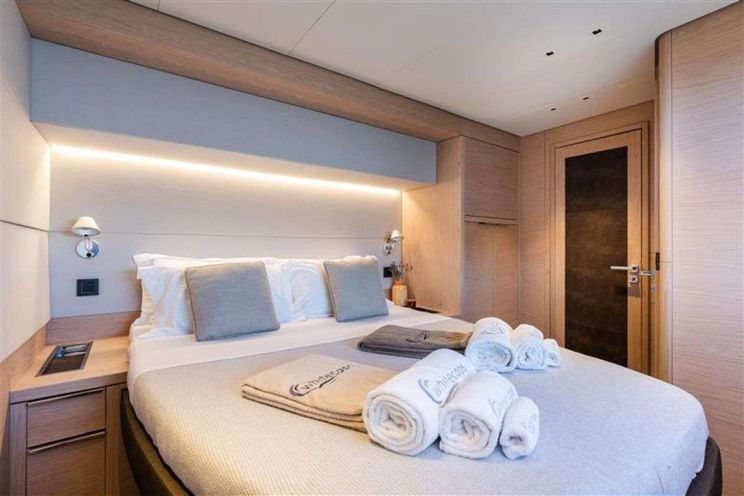 Charter Yacht WHITE CAPS - Lagoon 65 - 5 Cabins - Athens - Mykonos - Paros - Cyclades - Preveza - Lefkas - Greece