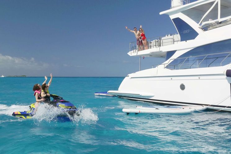 Charter Yacht LIQUID ASSET - Azimut 66 - 3 Cabins - Boston - Northeast USA - South Florida - Bahamas