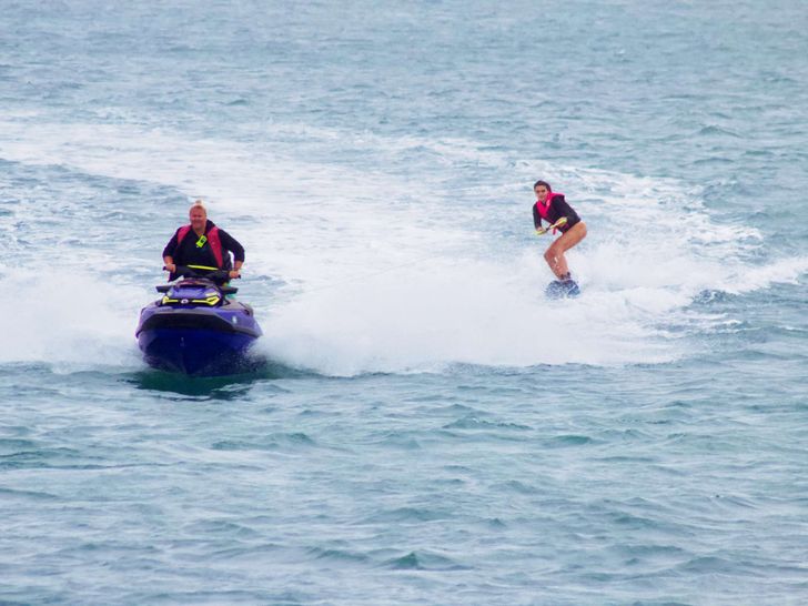 LIQUID ASSET - Azimut 66,wakesurfing LIQUID ASSET - Azimut 66,wakesurfing