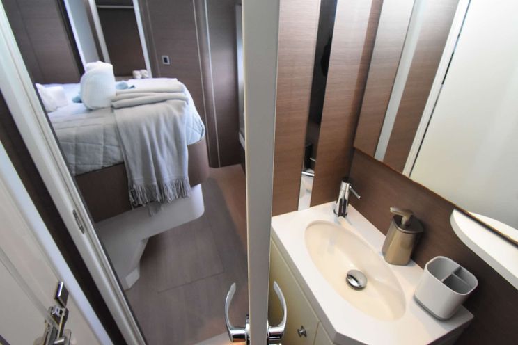 Charter Yacht NAE KAE - Bali 5.4 - 5 Cabins - USVI - St Thomas - St John - St Croix