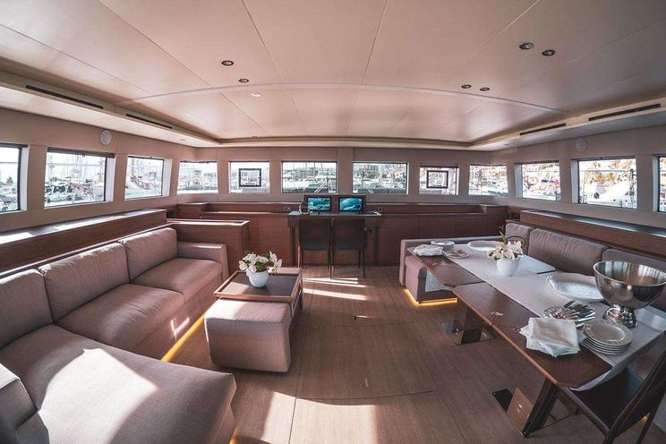 Charter Yacht DRAGO - Lagoon 630 - 4 Cabins - Sicily - Palermo - Capo d'Orlando - Amalfi Coast - Castellammare di Stabia