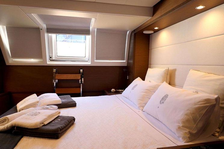 Charter Yacht DRAGO - Lagoon 630 - 4 Cabins - Sicily - Palermo - Capo d'Orlando - Amalfi Coast - Castellammare di Stabia