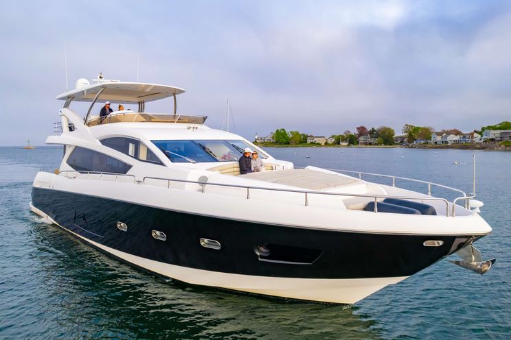 Charter Yacht BORN TO RUN - Sunseeker 73 - 3 Cabins - Miami - Florida Keys - West Palm Beach
