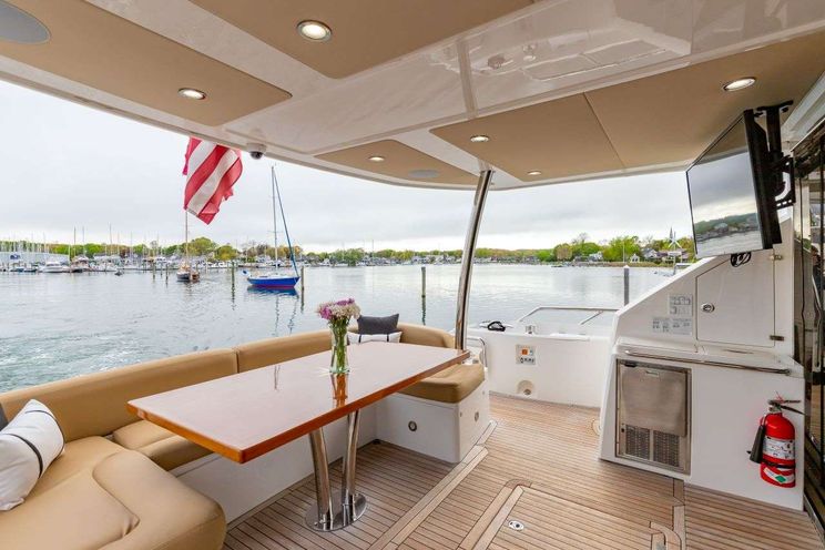 Charter Yacht BORN TO RUN - Sunseeker 73 - 3 Cabins - Miami - Florida Keys - West Palm Beach