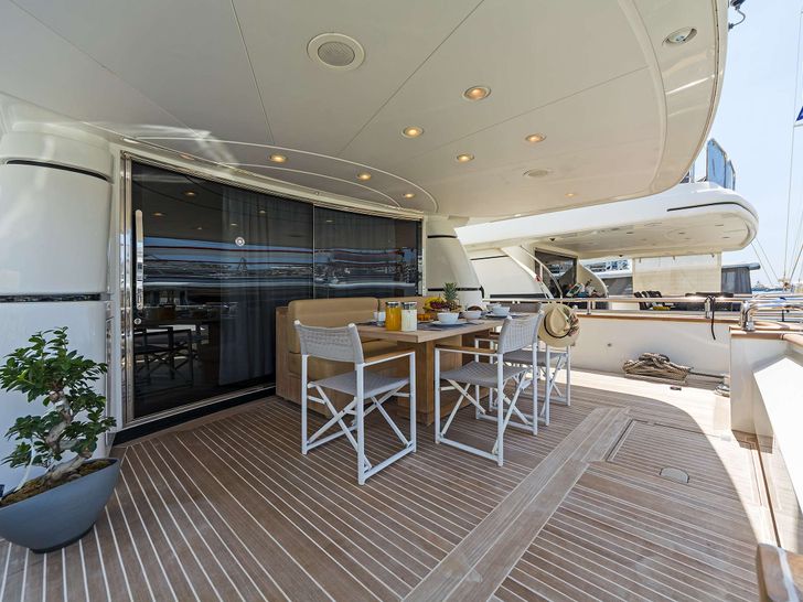 ALEGRIA Sanlorenzo 82 - aft deck ALEGRIA Sanlorenzo 82 - aft deck