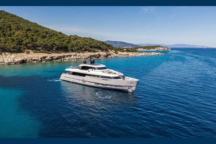 Charter Yacht FATSA - San Lorenzo SD96 - 5 Cabins - Athens - Mykonos - Paros