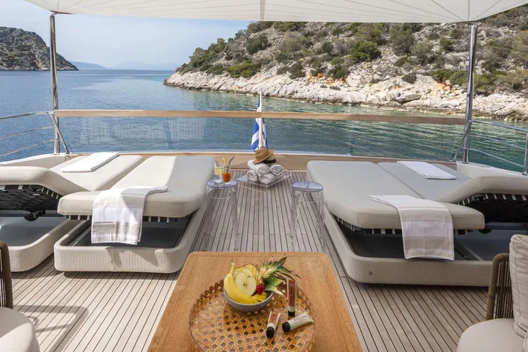 Charter Yacht FATSA - Sanlorenzo SD96 - 5 Cabins - Athens - Mykonos - Paros