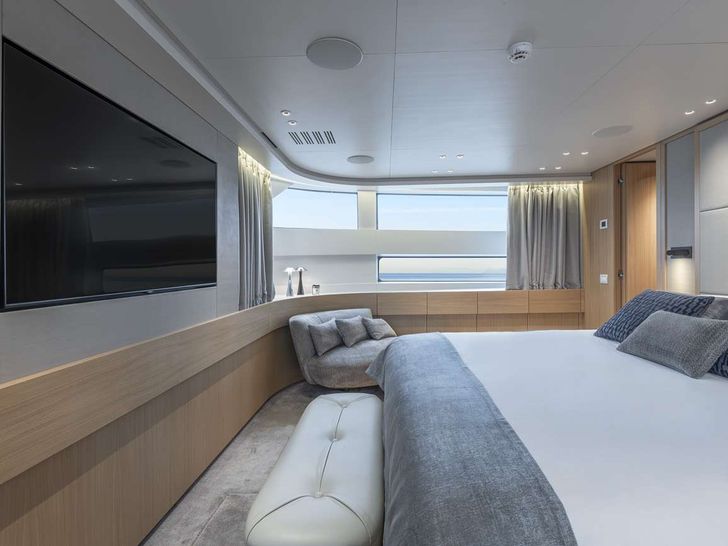 FATSA SD96 San Lorenzo Motor Yacht Master Cabin FATSA SD96 San Lorenzo Motor Yacht Master Cabin