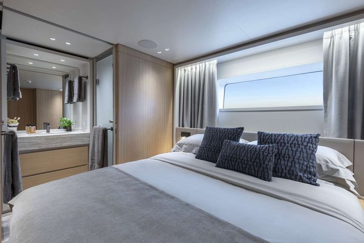 Charter Yacht FATSA - San Lorenzo SD96 - 5 Cabins - Athens - Mykonos - Paros