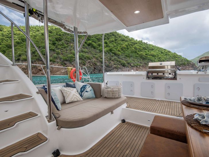 TAPAS - Royal Cape 570,aft deck seats and BBQ area TAPAS - Royal Cape 570,aft deck seats and BBQ area