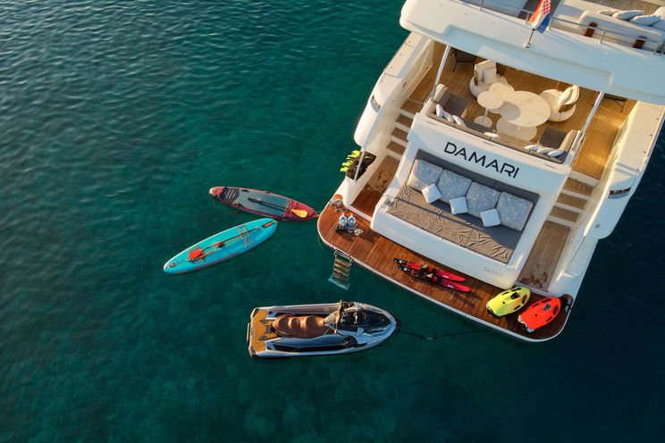 Charter Yacht DAMARI - Ferretti 960 - 5 Cabins - Cannes - St Tropez - Nice - Antibes - Monaco - French Riviera