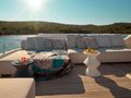 DAMARI Ferretti 960 - flybridge lounge DAMARI Ferretti 960 - flybridge lounge