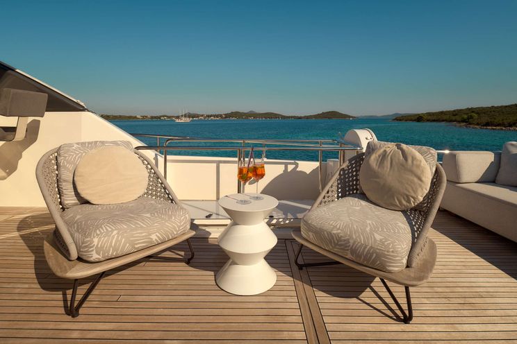 Charter Yacht DAMARI - Ferretti 960 - 5 Cabins - Cannes - St Tropez - Nice - Antibes - Monaco - French Riviera