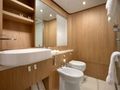 DAMARI Ferretti 960 - VIP cabin bathroom DAMARI Ferretti 960 - VIP cabin bathroom