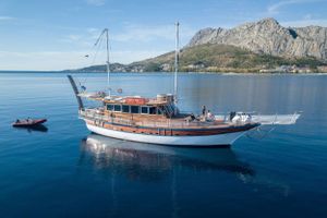 TREBENNA - Custom Sailing Yacht 23m - 4 Cabins - Split - Dubrovnik - Hvar - Croatia
