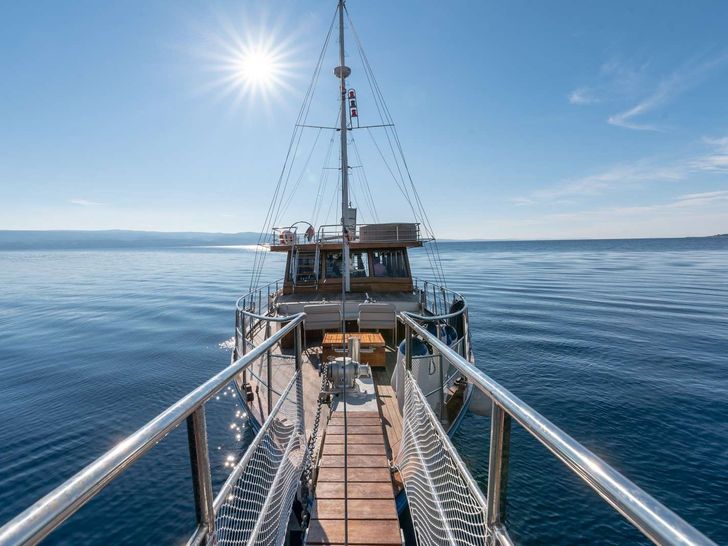 TREBENNA Custom Sailing Yacht 23m - boarding ladder TREBENNA Custom Sailing Yacht 23m - boarding ladder