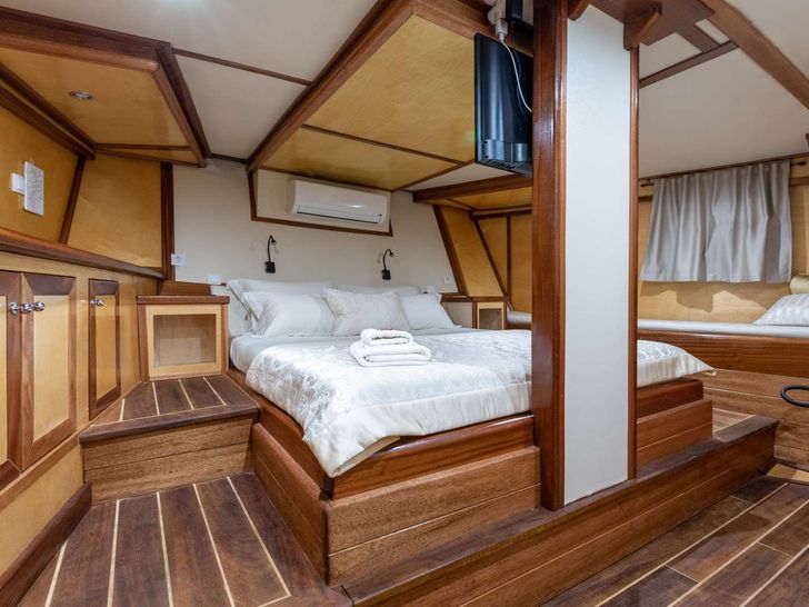 TREBENNA Custom Sailing Yacht 23m - master cabin TREBENNA Custom Sailing Yacht 23m - master cabin