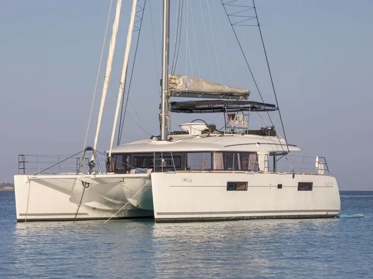 WHISPERS II Lagoon 560 - profile WHISPERS II Lagoon 560 - profile