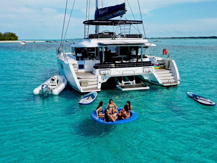 WHISPERS II Lagoon 560 - Stern WHISPERS II Lagoon 560 - Stern