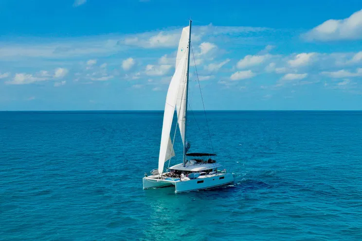 Charter Yacht WHISPERS II - Lagoon 560 - 4 Cabins - Nassau - Exumas - Bahamas