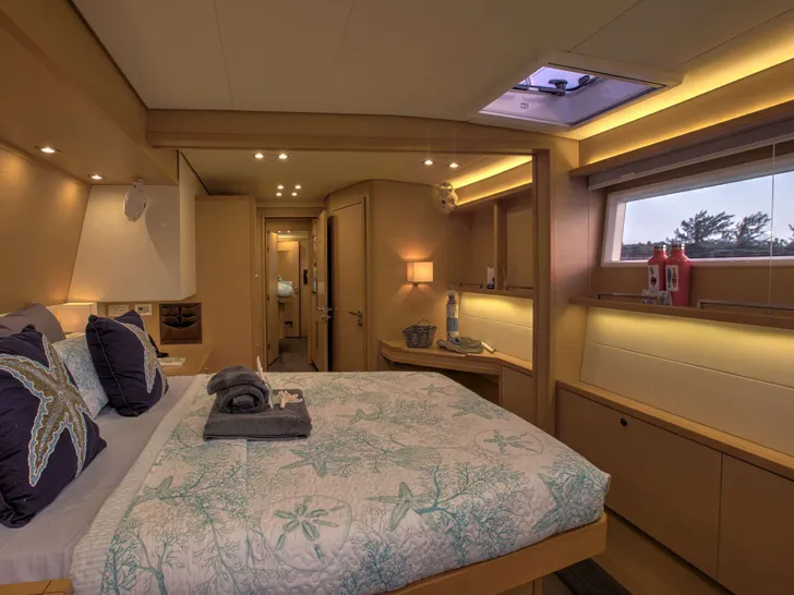 WHISPERS II Lagoon 560 - cabin 1 WHISPERS II Lagoon 560 - cabin 1