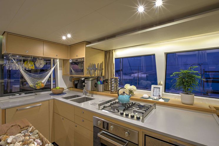 Charter Yacht WHISPERS II - Lagoon 560 - 4 Cabins - Nassau - Exumas - Bahamas