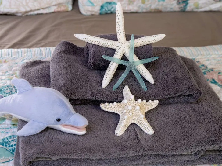 WHISPERS II Lagoon 560 - towels WHISPERS II Lagoon 560 - towels