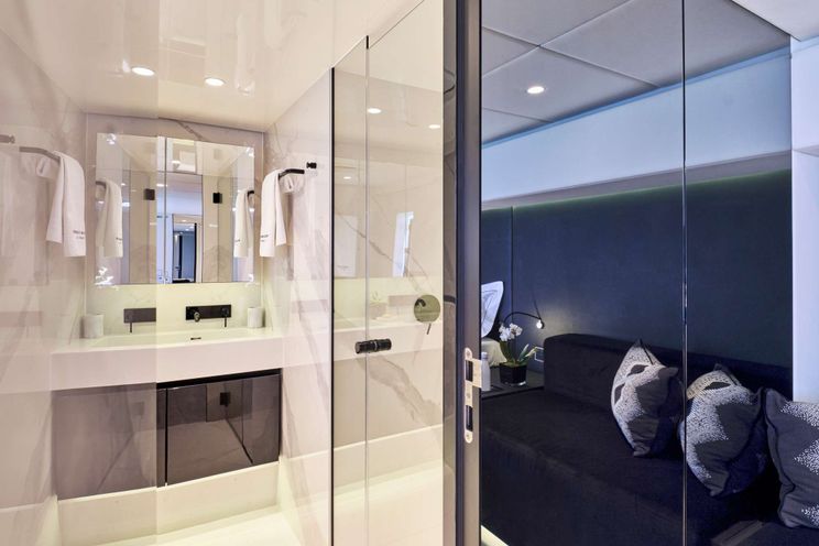 Charter Yacht ABOVE&BEYOND - Sunreef 80 - 4 Cabins - Athens - Mykonos - Paros - Cyclades - Greece