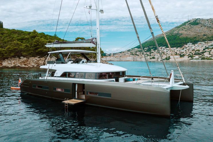 Charter Yacht LA GATTA - Lagoon Seventy 7 - 4 Cabins - Palma - Mallorca - Ibiza - Balearics - Spain