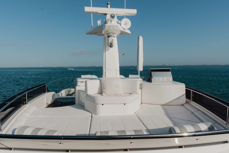 Charter Yacht BONUS ROUND - Ferretti Custom Line Navetta 28 - 5 Cabins - Nassau - Exumas - Bahamas