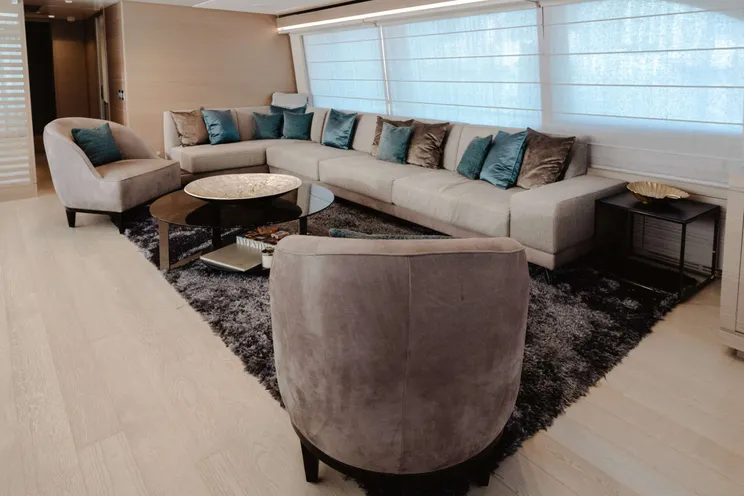 Charter Yacht BONUS ROUND - Ferretti Custom Line Navetta 28 - 5 Cabins - Nassau - Exumas - Bahamas