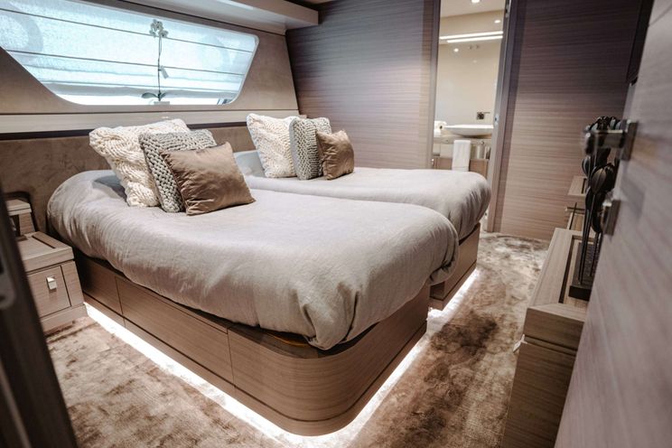 Charter Yacht BONUS ROUND - Ferretti Custom Line Navetta 28 - 5 Cabins - Nassau - Exumas - Bahamas