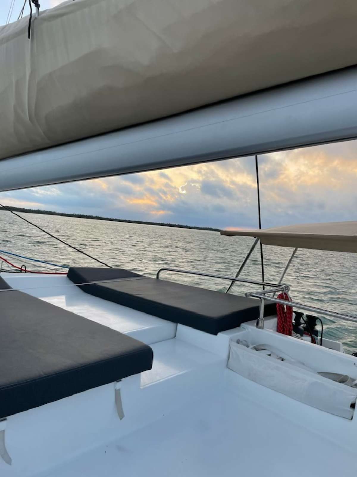 Charter Yacht Déjà Vu - Fontaine Pajot 50(2020)- 4 Cabins - Key West - Florida