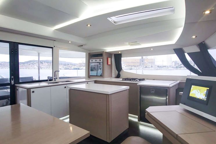 Charter Yacht Déjà Vu - Fontaine Pajot 50(2020)- 4 Cabins - Key West - Florida