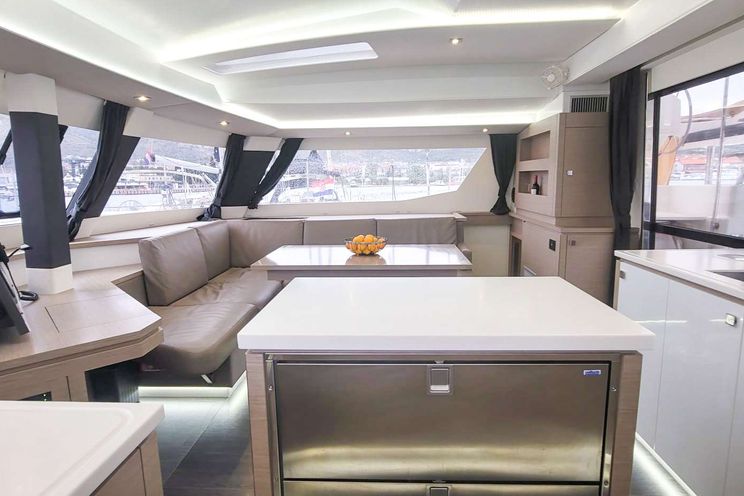 Charter Yacht Déjà Vu - Fontaine Pajot 50(2020)- 4 Cabins - Key West - Florida