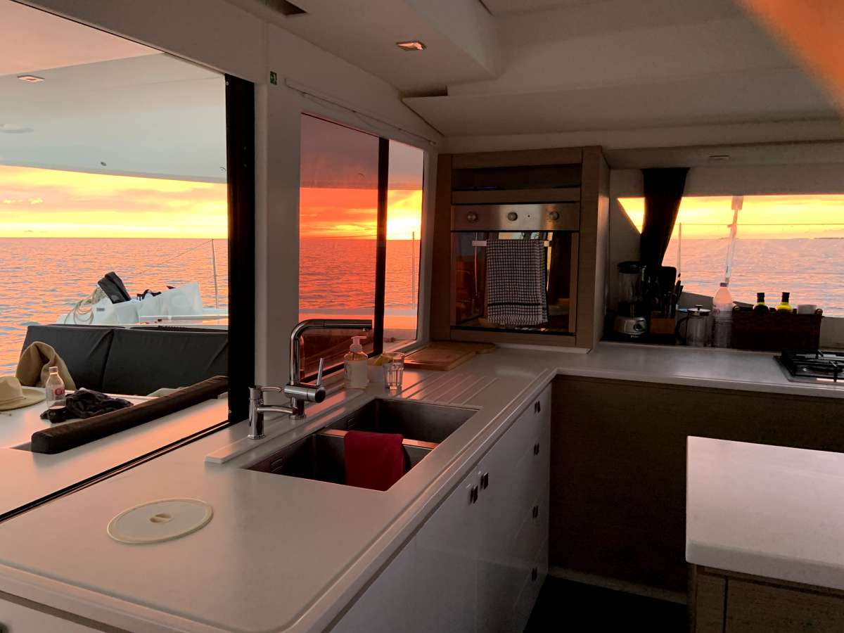 Charter Yacht Déjà Vu - Fontaine Pajot 50(2020)- 4 Cabins - Key West - Florida