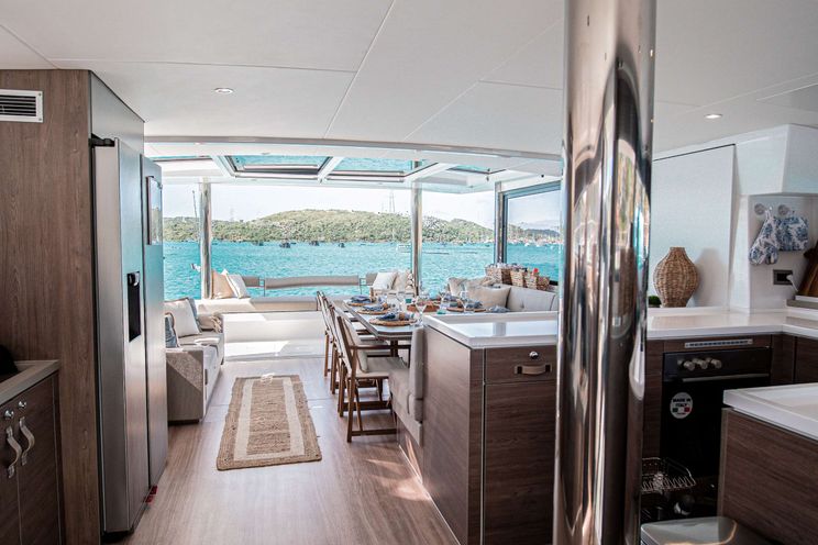 Charter Yacht SOUTHERN QUEEN - Bali 5.4 - 5 Cabins - BVI - USVI - St Thomas - Tortola
