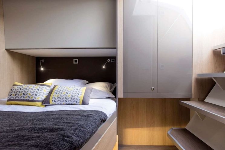 Charter Yacht SOUTHERN QUEEN - Bali 5.4 - 5 Cabins - BVI - USVI - St Thomas - Tortola