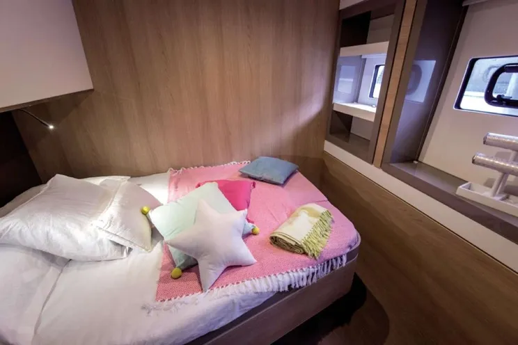 Charter Yacht SOUTHERN QUEEN - Bali 5.4 - 5 Cabins - BVI - USVI - St Thomas - Tortola