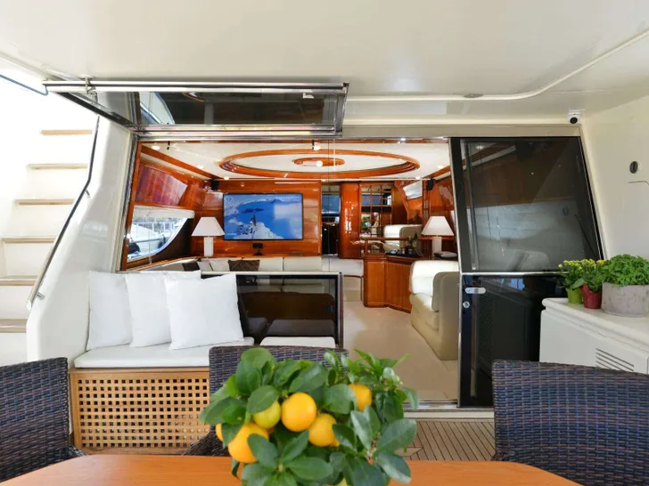 KENTAVROS II Ferretti 80 - aft deck lounge KENTAVROS II Ferretti 80 - aft deck lounge