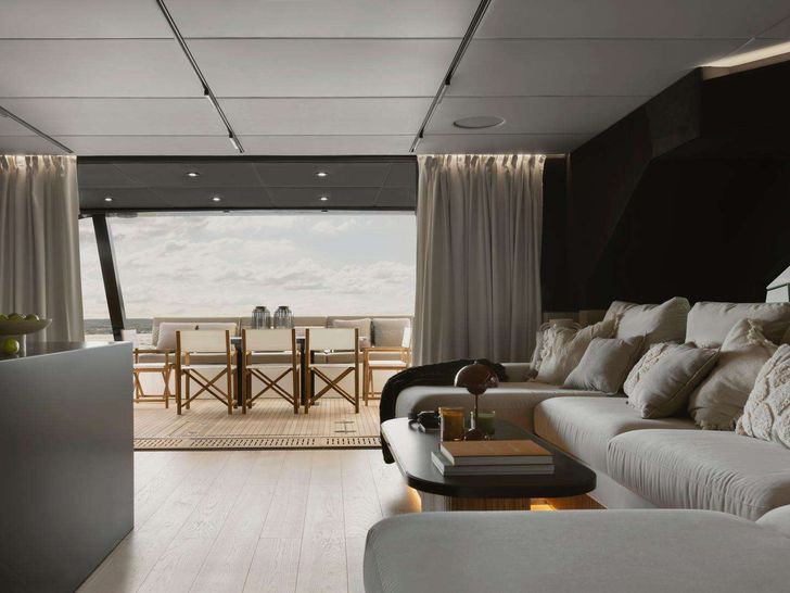 MOONLIGHT Moon Yacht 60 - saloon MOONLIGHT Moon Yacht 60 - saloon