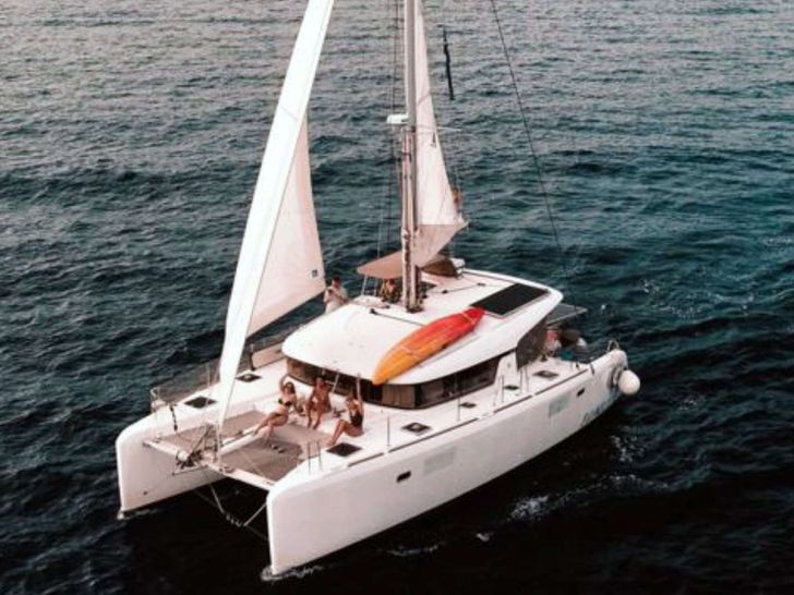 BUMBLEBEE - Sailing BUMBLEBEE - Sailing