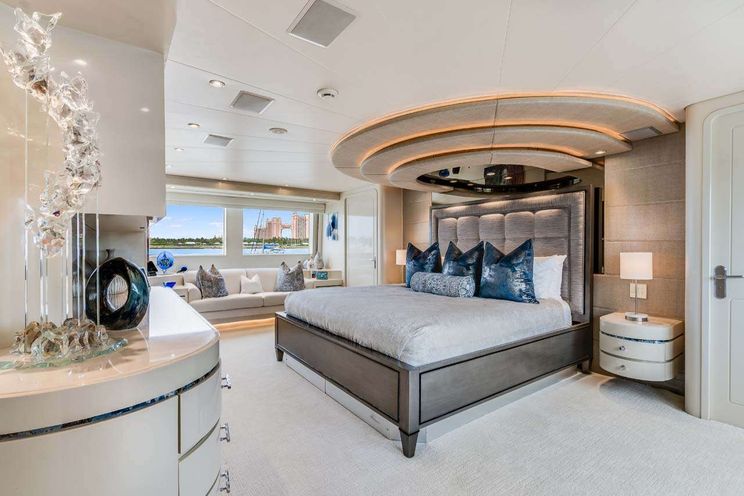 Charter Yacht CUPCAKE - Westship 132 - 5 Cabins - Nassau - Staniel Cay - Exumas