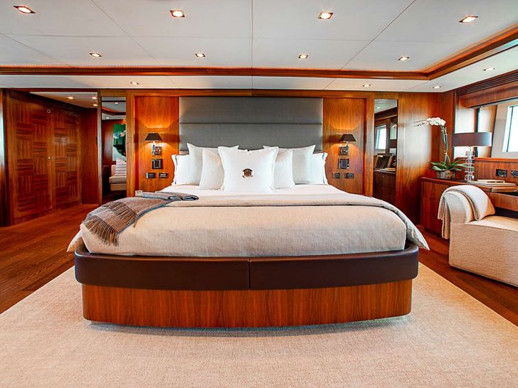 ACACIA - Full Beam Master Stateroom ACACIA - Full Beam Master Stateroom