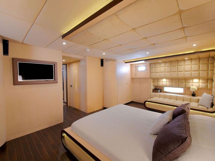 THE WALL 40m Custom Gulet Master Cabin 2