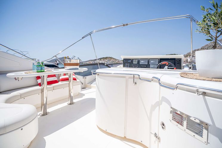Charter Yacht LADY L - Altamar 64 - 4 Cabins - Athens - Mykonos - Paros - Santorini