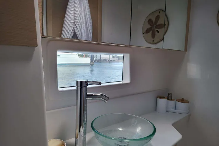 Charter Yacht DOLCE VITA - Dufour 48 - 4 Cabins - Nassau - Exumas - Staniel Cay - Bahamas