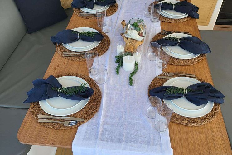 Charter Yacht DOLCE VITA - Dufour 48 - 4 Cabins - Nassau - Exumas - Staniel Cay - Bahamas