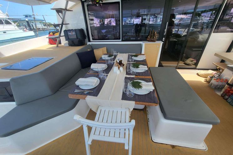 Charter Yacht DOLCE VITA - Dufour 48 - 4 Cabins - Nassau - Exumas - Staniel Cay - Bahamas