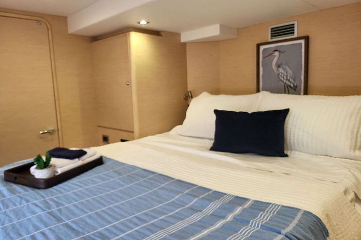 Charter Yacht DOLCE VITA - Dufour 48 - 4 Cabins - Nassau - Exumas - Staniel Cay - Bahamas